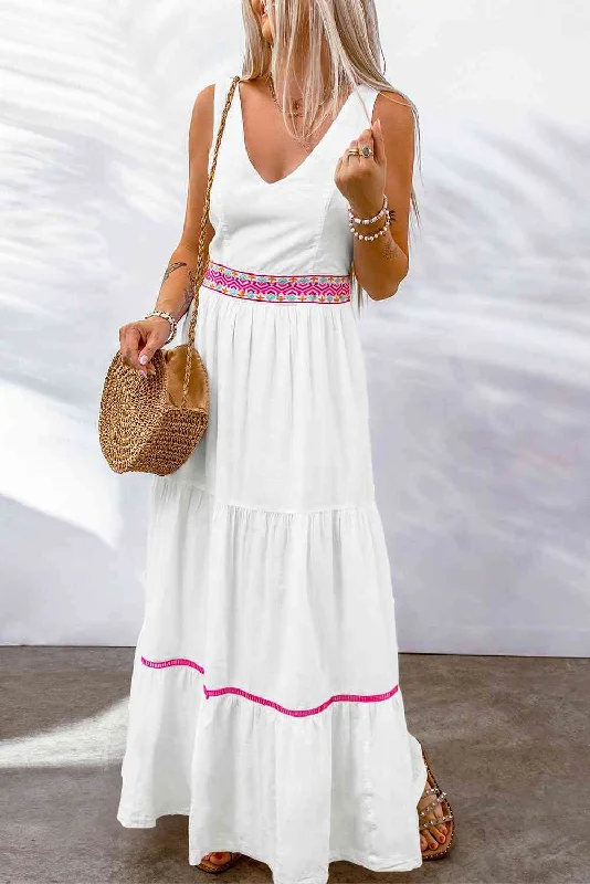 Fashion Forward Contrast V-Neck Cutout Sleeveless Maxi Dress