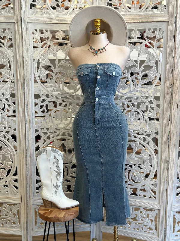 Summer Splash Sale Denim Button Up Midi Dress - No Estira Poco, Slightly Stretchy