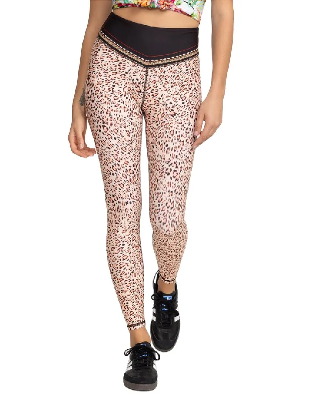 Your Timeless Wardrobe Awaits Johhny Was Bee Active V Yoke Legging