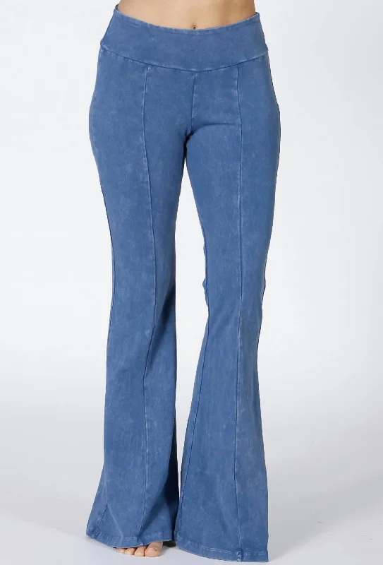 Trendy Women's Collection New Era Pants In Light Denim