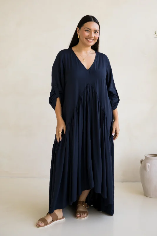 Brand Name Clothing Discount Extravaganza Long Sleeve Peak Maxi Dress | Navy