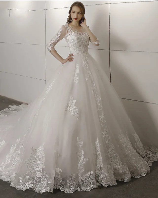 Limited Stock Long Sleeves Ball Gown Princess  Wedding Bridal Dresses with Lace 2019 PL652