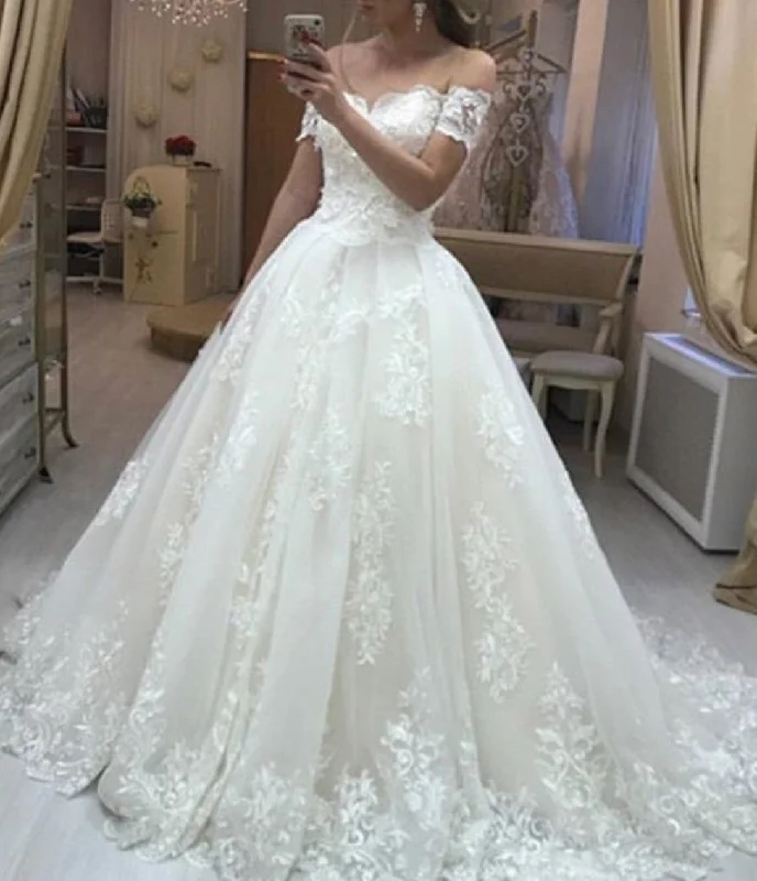 Effortless Everyday Wear Women A-Line Wedding Dresses Long Lace Appliques Bridal Gowns YWD149