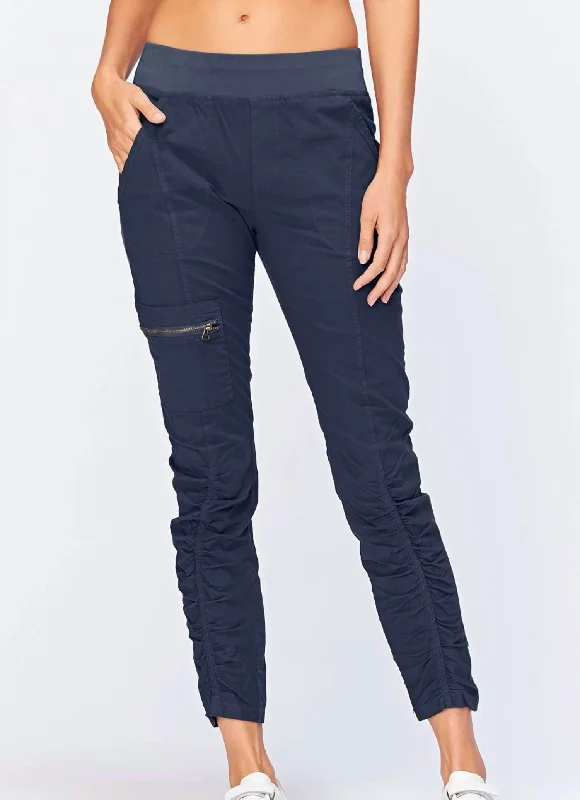 Athleisure Wear Promotion Malanda Pant In Navy