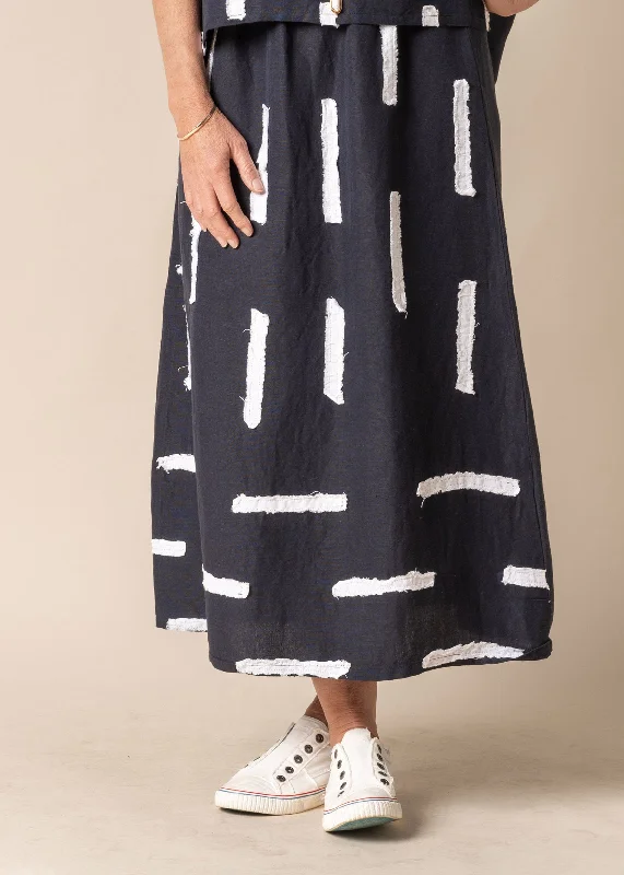 Innovate Your Wardrobe Tamia Linen Skirt in Navy