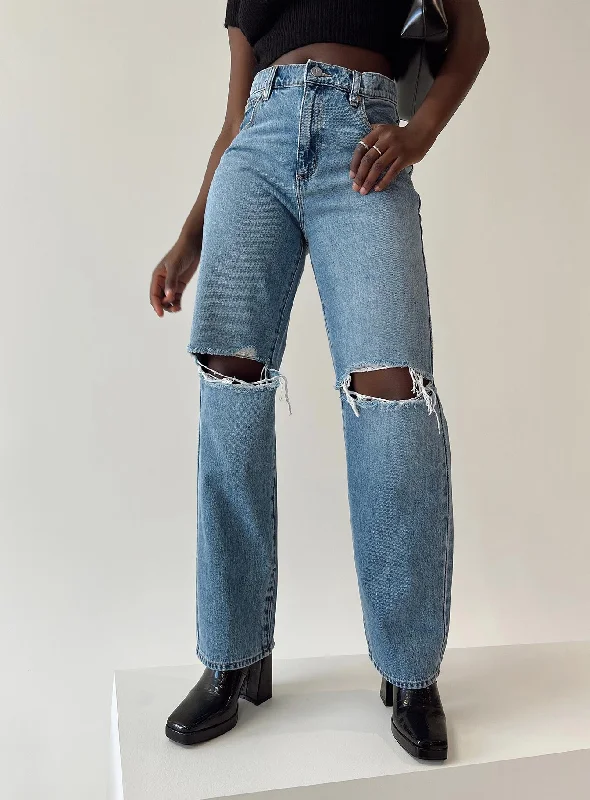 Elegant Attire For The Modern Lady Abrand Slouch Jean Harley Rip Jeans