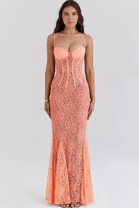 Season Offer Sexy Sweetheart Neck Spaghetti Strap Lace Godet Fishtail Evening Maxi Dress