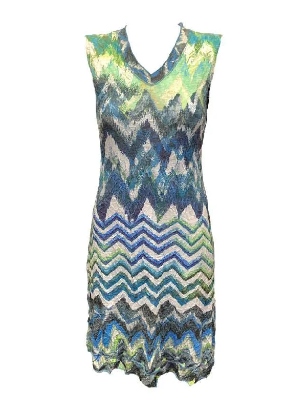 Chic Style, Always In Vogue Crushed Zig Sleeveless Dress